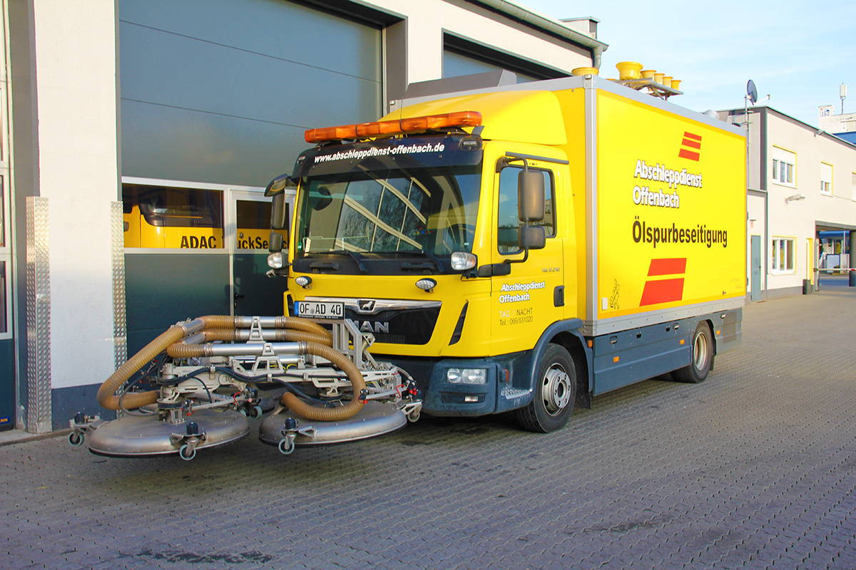 Abschleppdienst Offenbach GmbH - 24 Stunden Ölspurbeseitigung